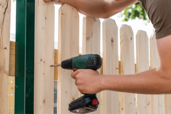 service_fence
